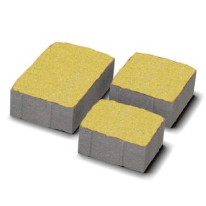 Тротуарна плитка Плац жовтий колір на білому цементі висота 4см